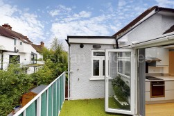 North End Road, NW11