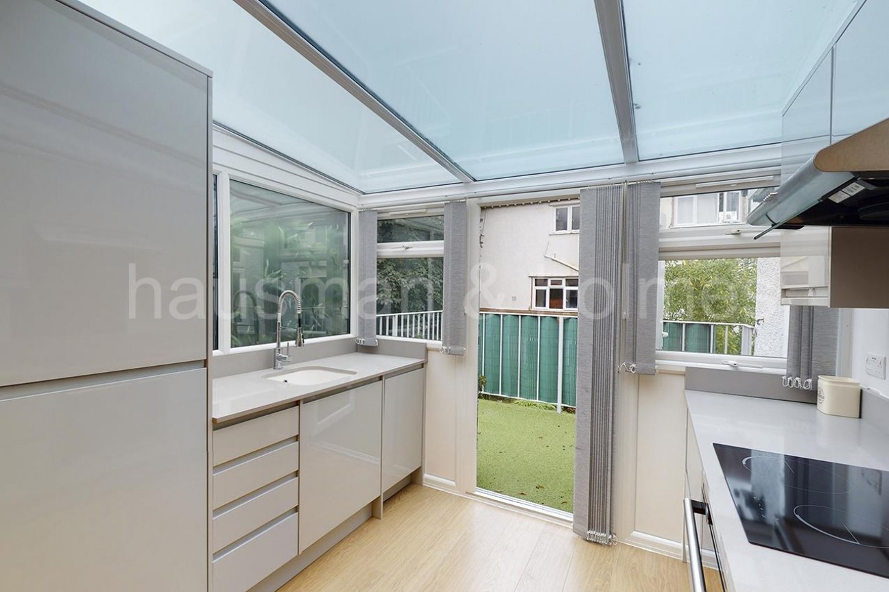 North End Road, NW11