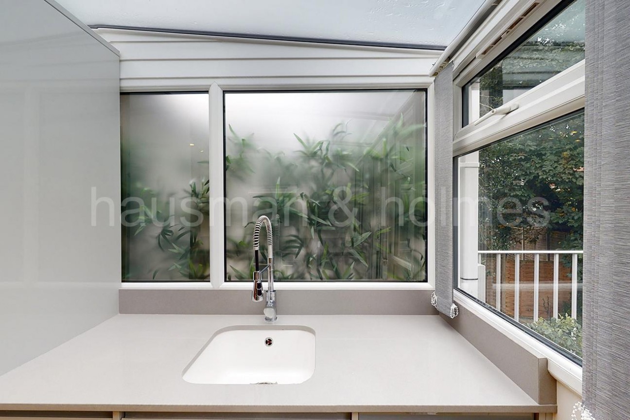 North End Road, NW11