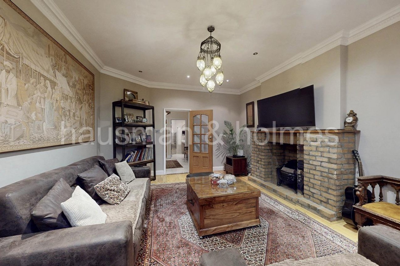 Garrick Avenue, NW11