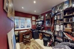 Garrick Avenue, NW11