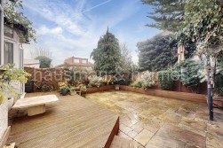 Garrick Avenue, NW11