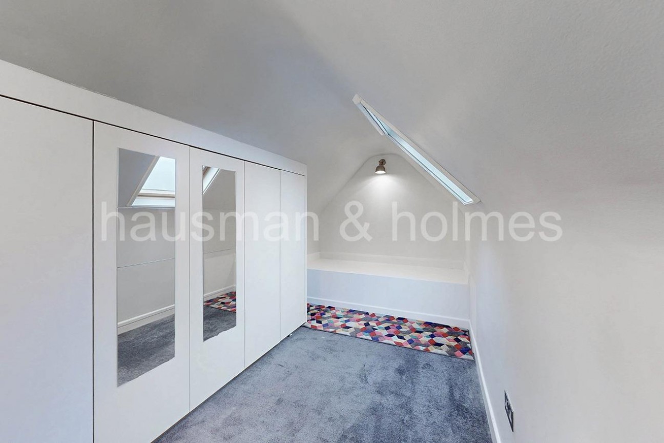 Woodstock Road, NW11