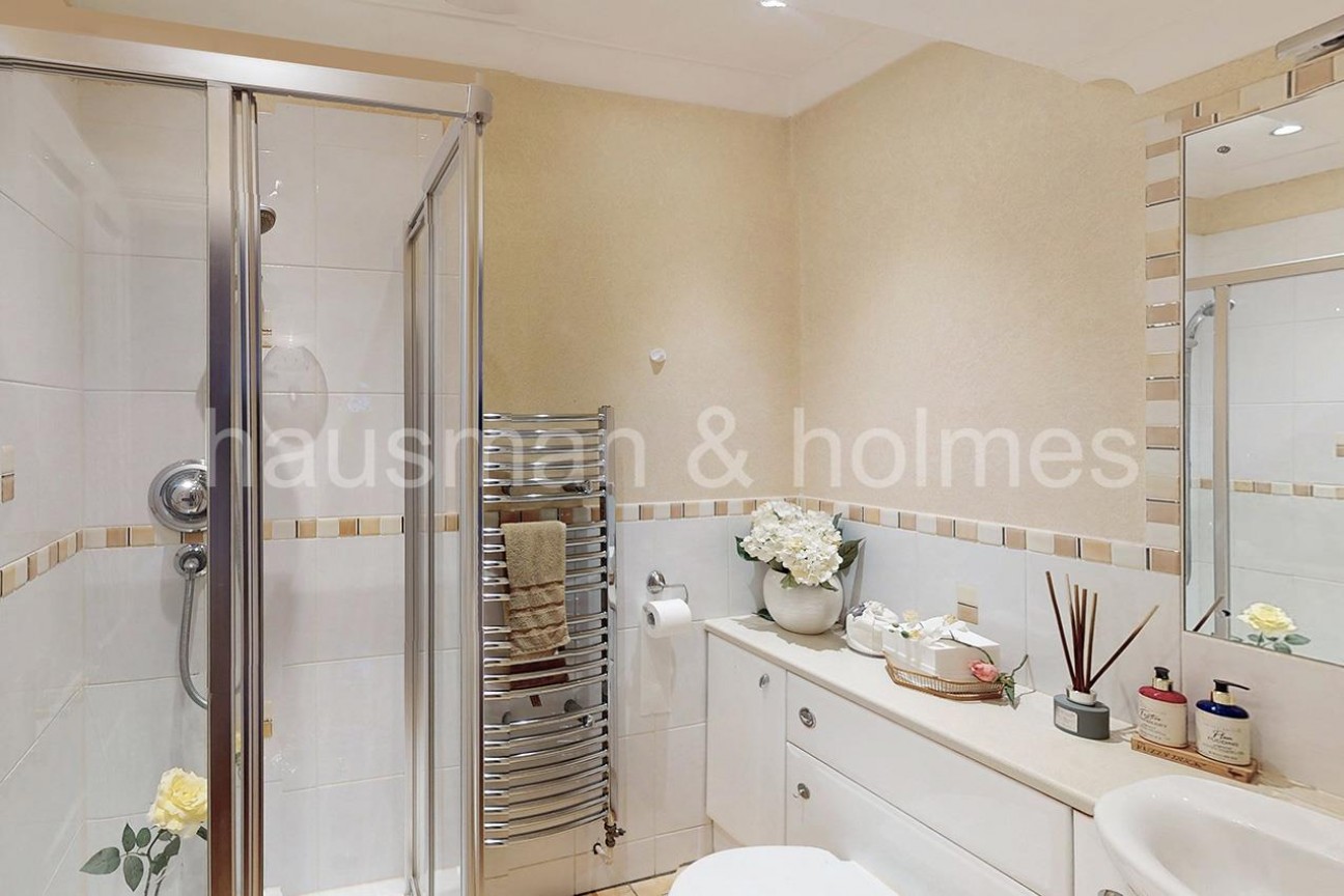 Cheviot Gardens, NW2