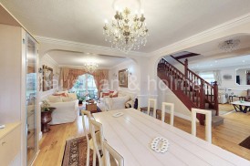 Cheviot Gardens, NW2