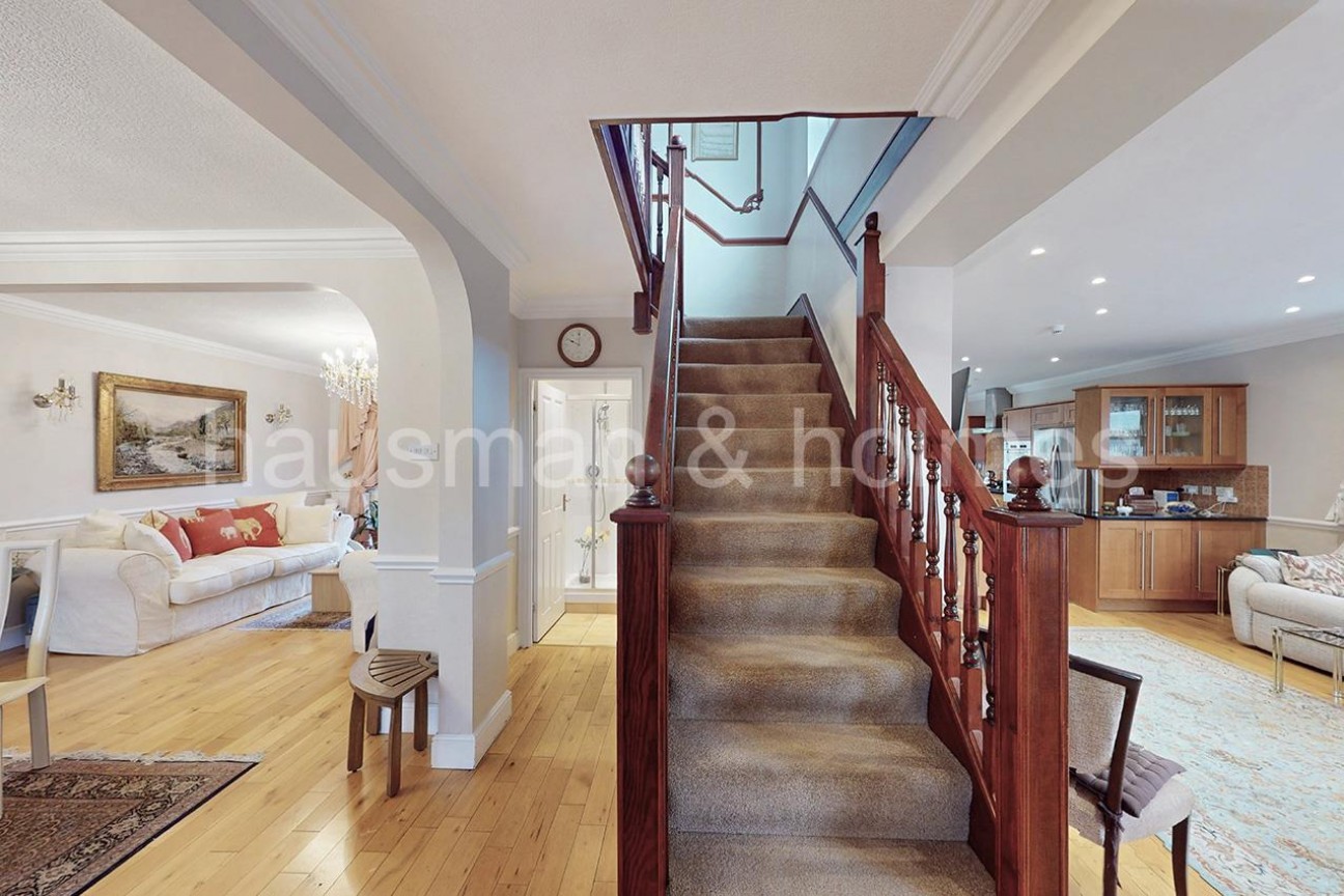 Cheviot Gardens, NW2