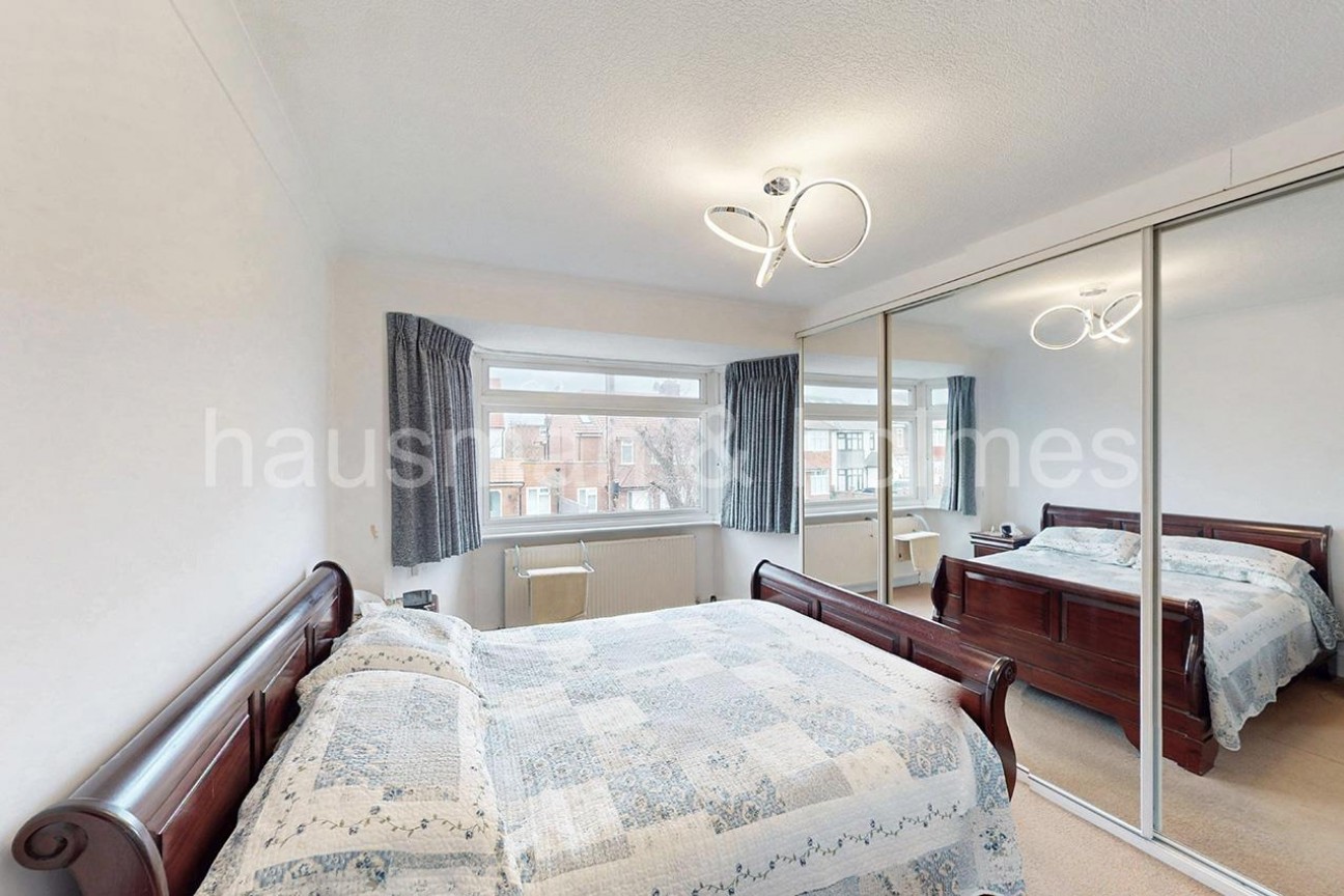 Cheviot Gardens, NW2