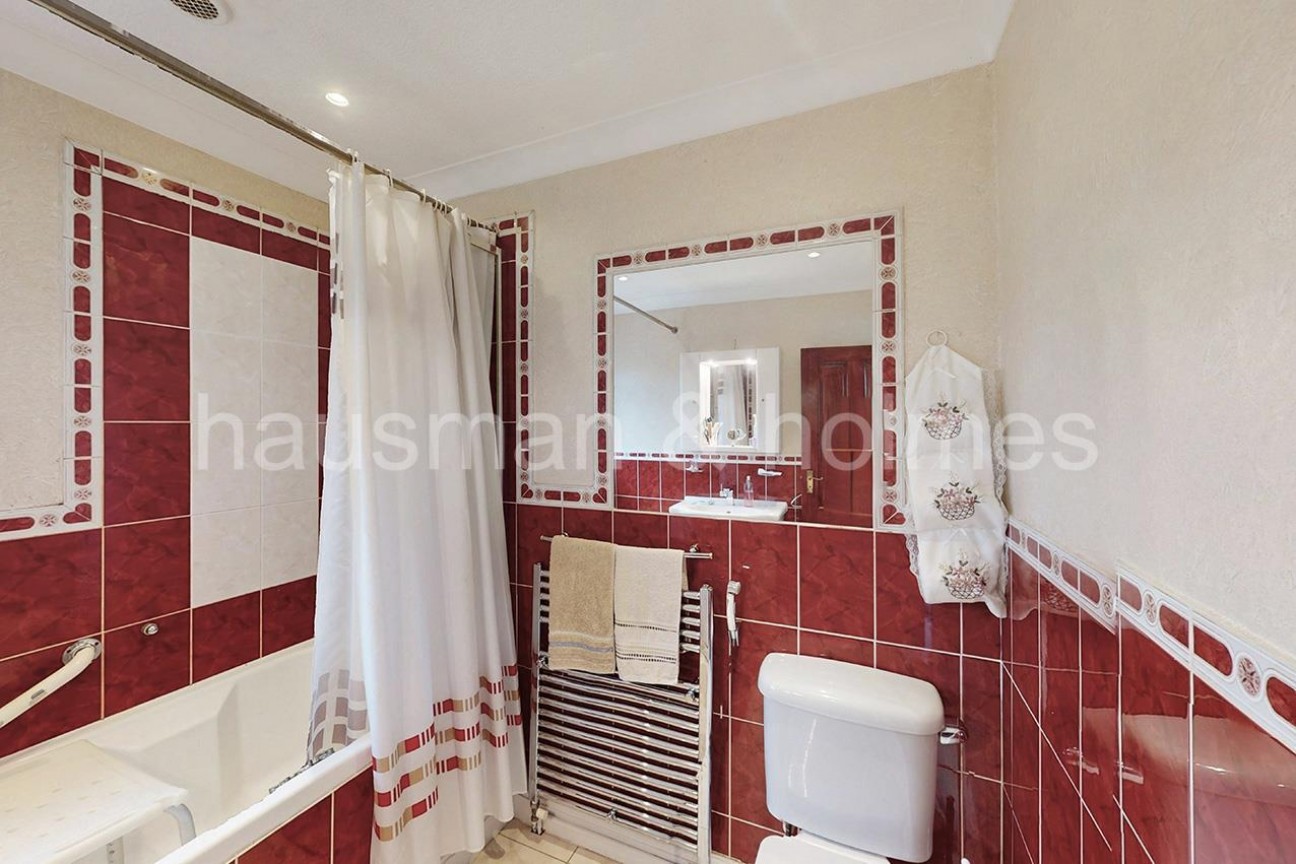 Cheviot Gardens, NW2