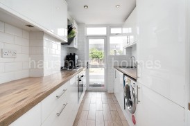 Brent Park Road, NW4