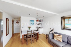 Park Road, NW4