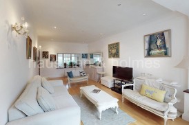 Dunstan Road, NW11