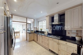 Dunstan Road, NW11