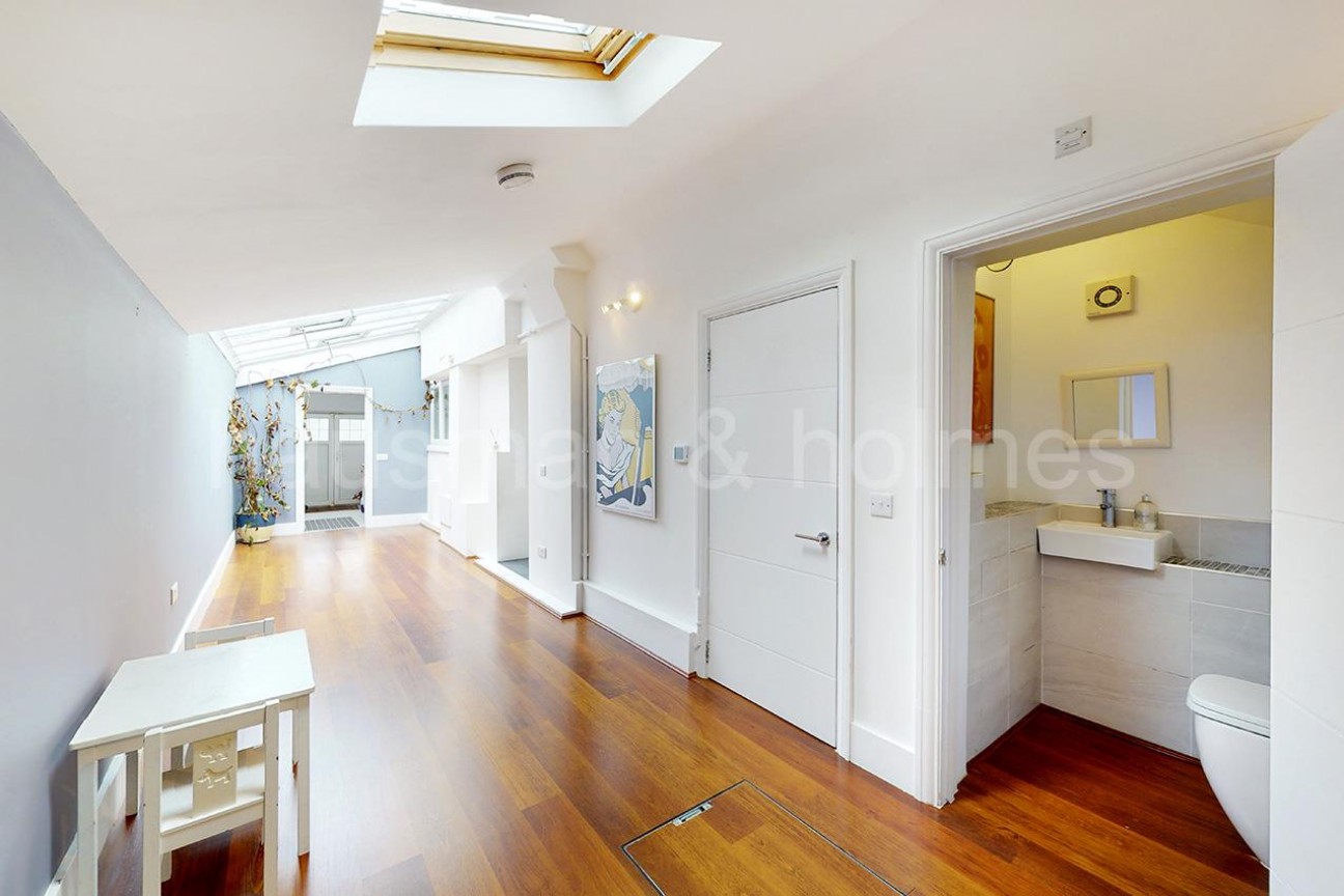 Dunstan Road, NW11