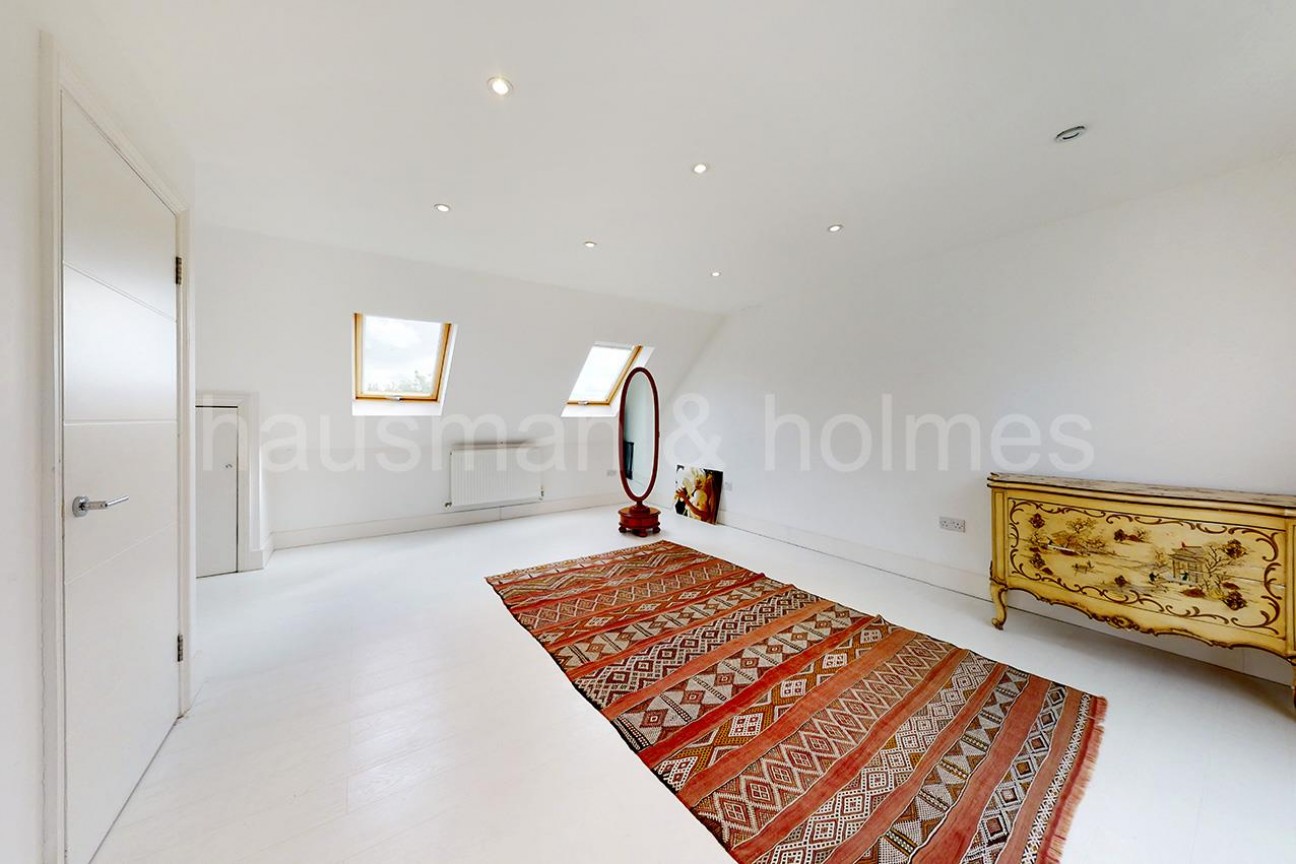 Dunstan Road, NW11