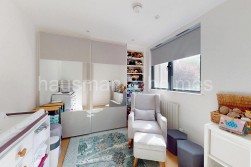 Woodstock Road, NW11