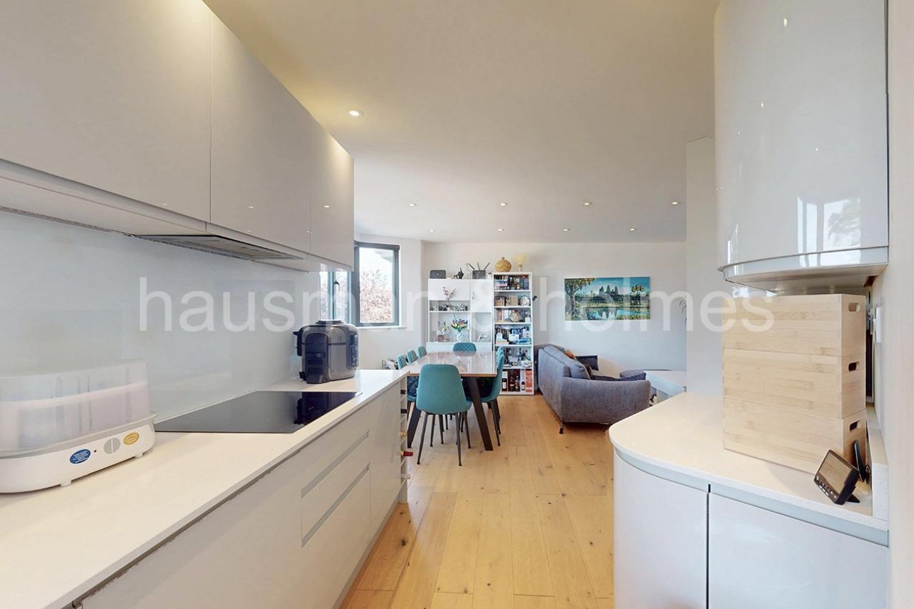 Woodstock Road, NW11