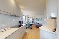 Woodstock Road, NW11