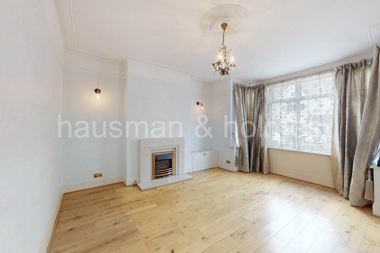 Dartmouth Road, NW4