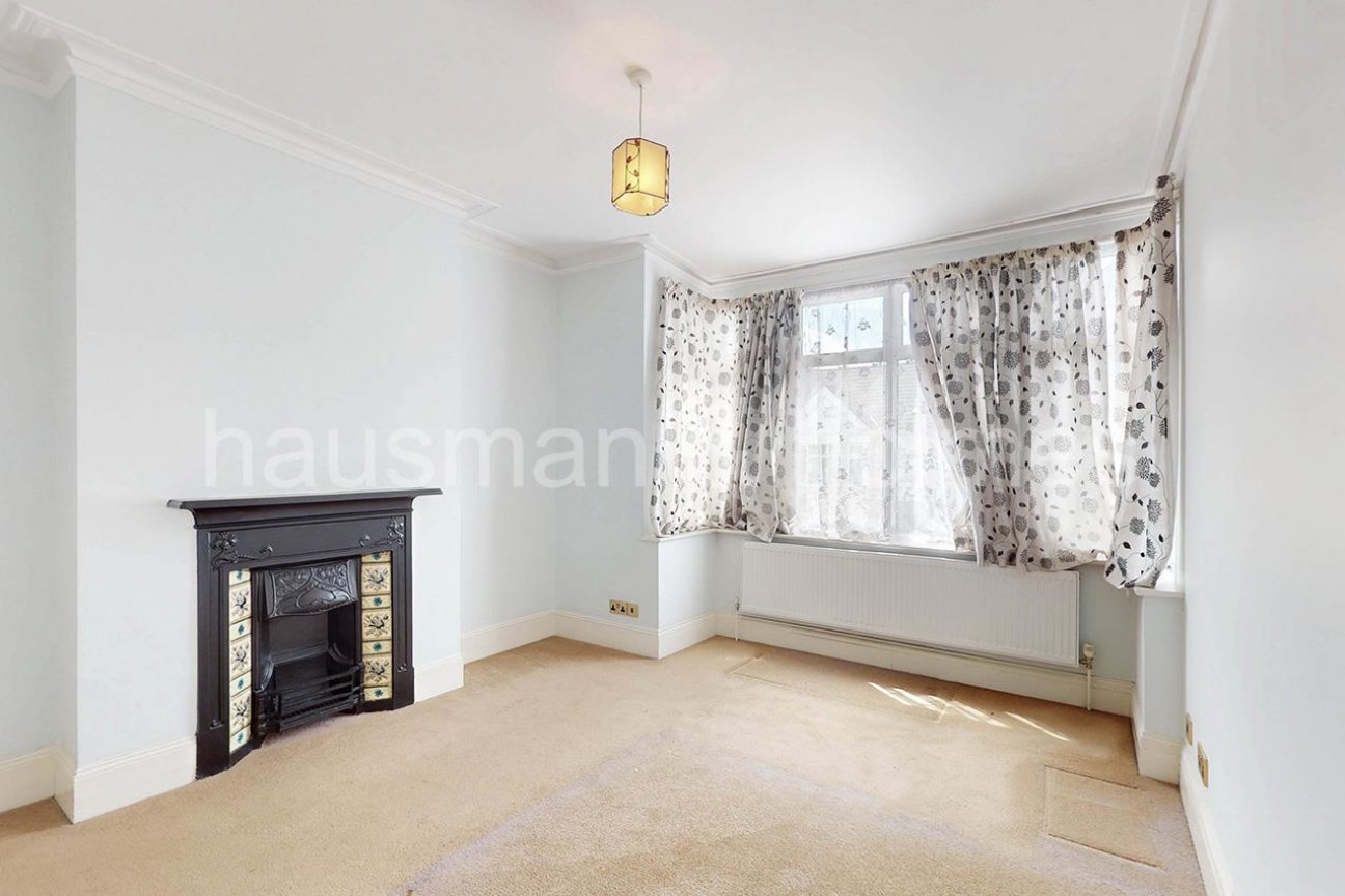 Dartmouth Road, NW4