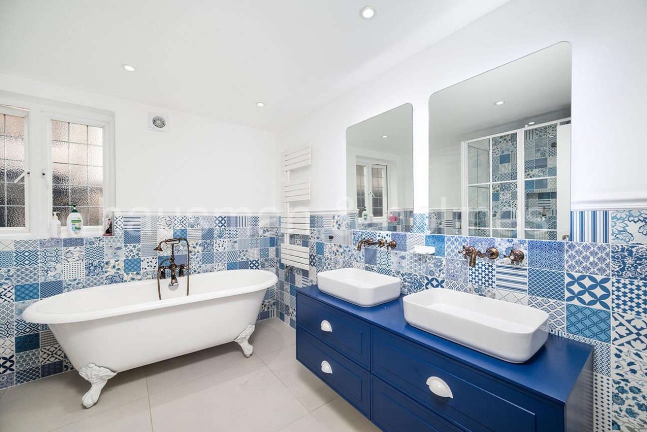 Hodford Road, NW11