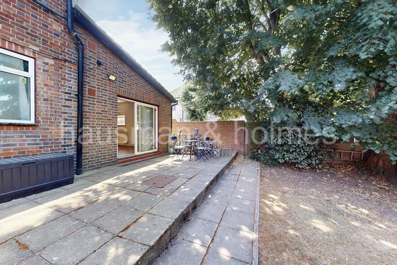 Saville House, NW11