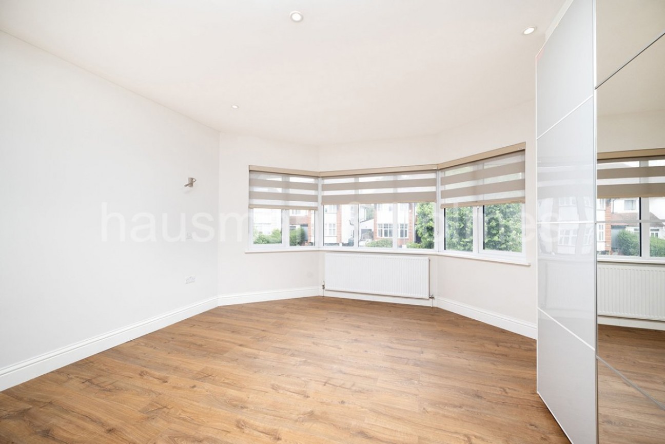 Helenslea Avenue, Golders Green