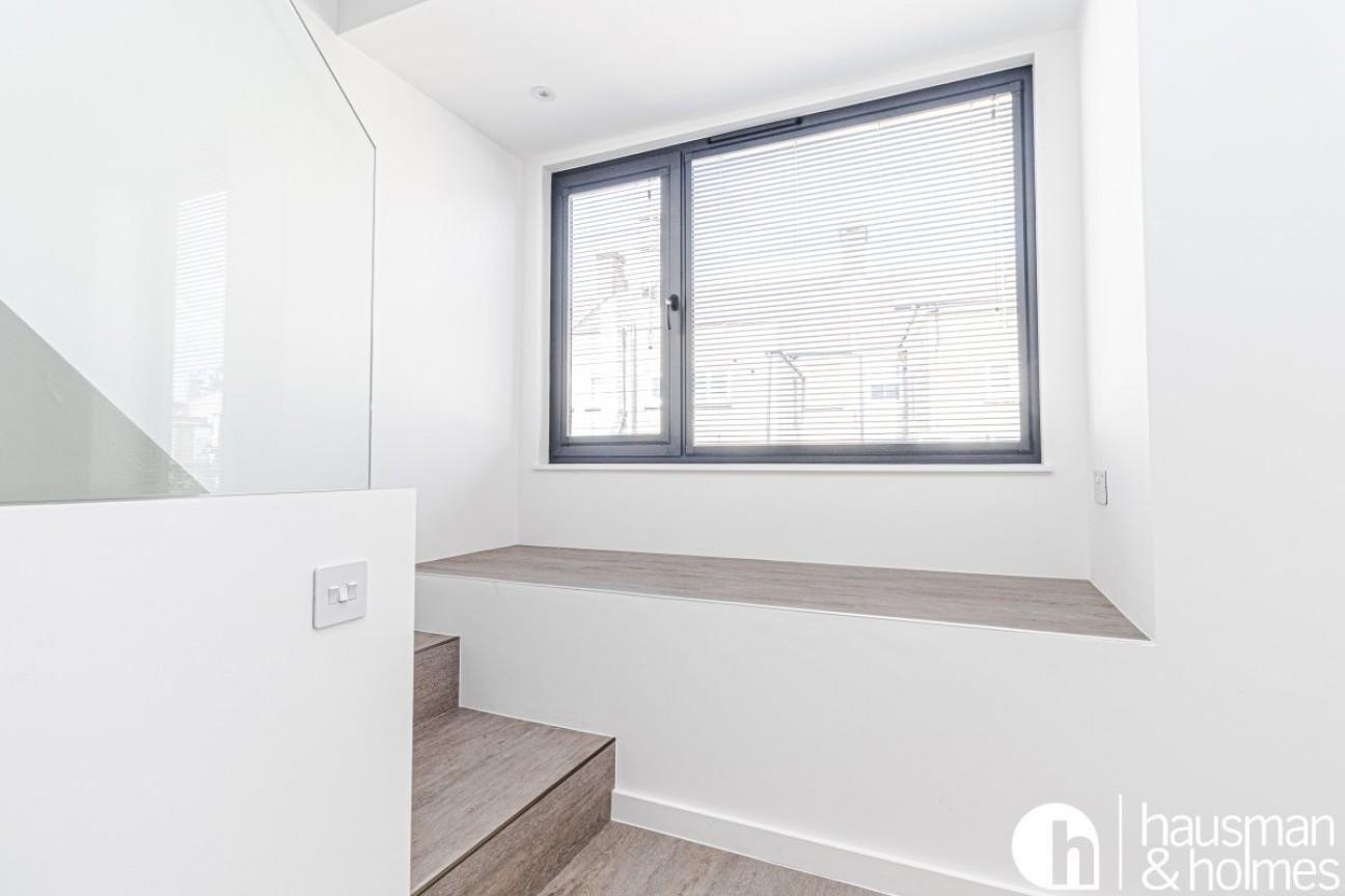Accommodation Road, Golders Green
