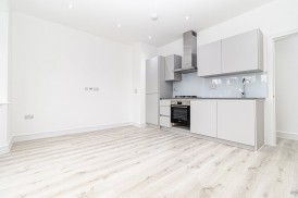 Golders Green Crescent, Golders Green