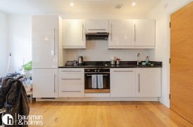 Golders Green Road, Golders Green