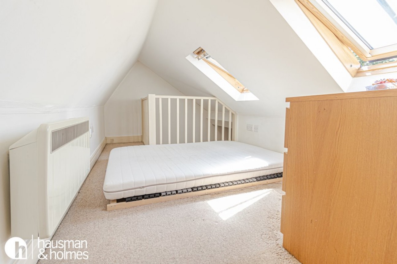 Golders Green Road, Golders Green