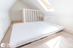 Golders Green Road, Golders Green