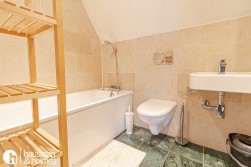 Golders Green Road, Golders Green