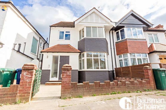 Gainsborough Gardens, Golders Green