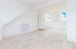 Gainsborough Gardens, Golders Green