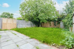 Gainsborough Gardens, Golders Green