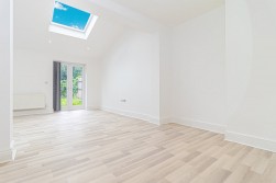 Gainsborough Gardens, Golders Green