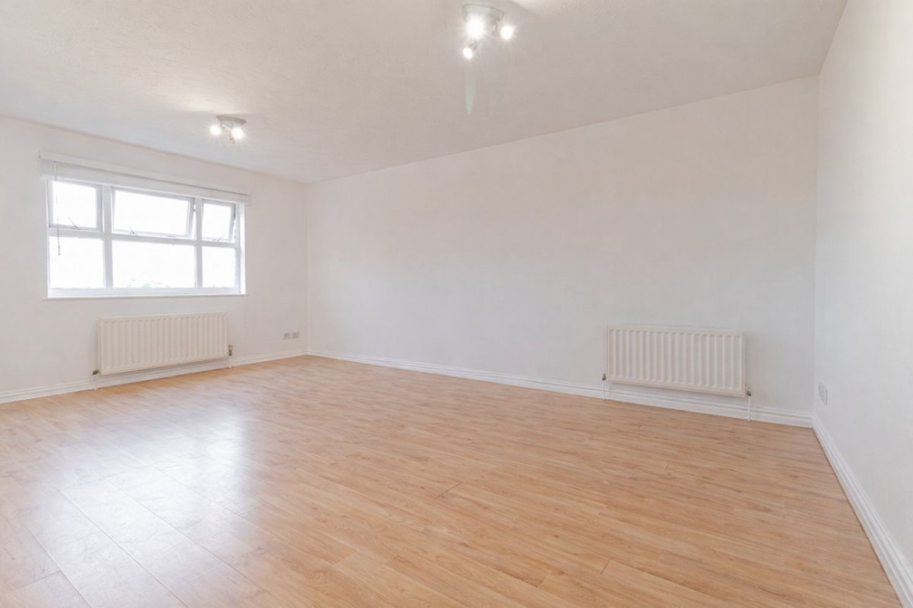 Lincoln Court, Hendon