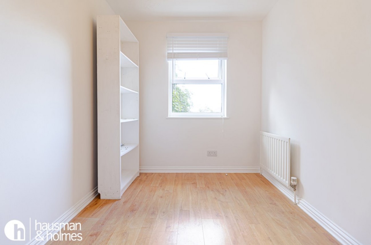 Lincoln Court, Hendon