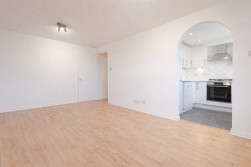 Lincoln Court, Hendon