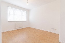 Lincoln Court, Hendon