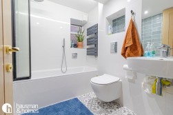 Golders Green Crescent, Golders Green