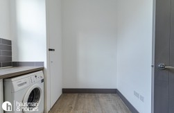 Temple Fortune Mansions, Temple Fortune