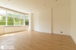 Garrick Avenue, Golders Green