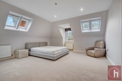 Calderwood Place, Hadley Wood