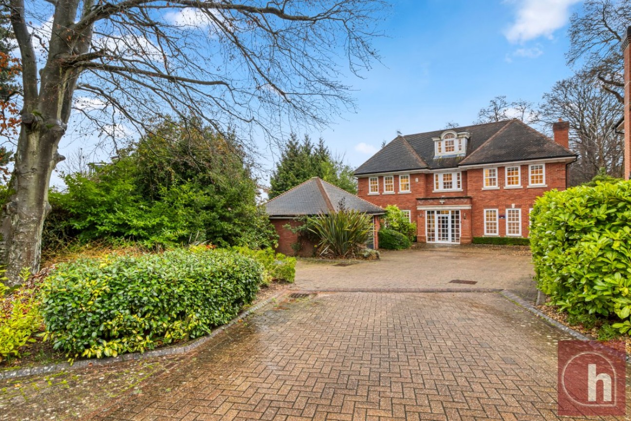 Calderwood Place, Hadley Wood