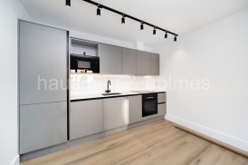 Accommodation Road, Golders Green