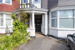 North End Road, Golders Green