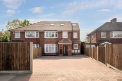 Hendon Way, Brent Cross