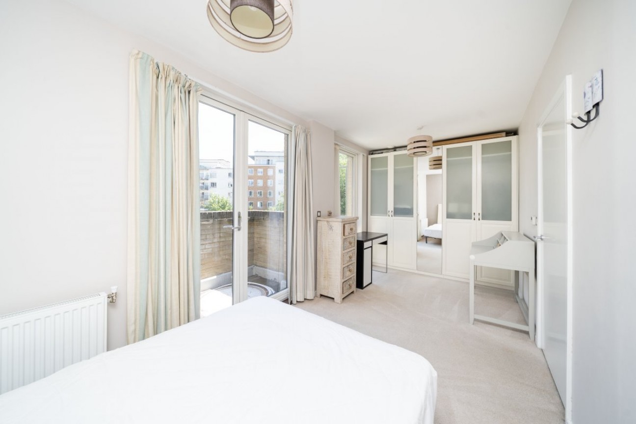 12 Heath Parade, Greater London