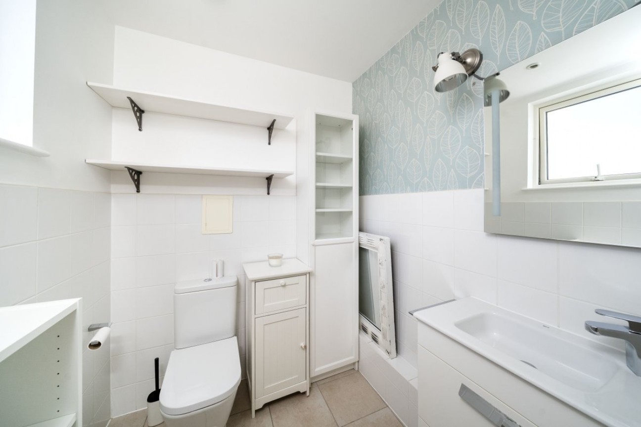 12 Heath Parade, Greater London